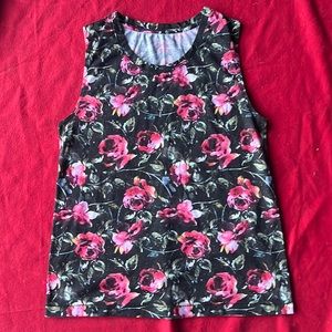 Floral print tank top for sale! Women Medium!